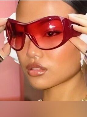 🔥🔥🆕Deep Red Oversized Wrap around Sunglasses red lenses